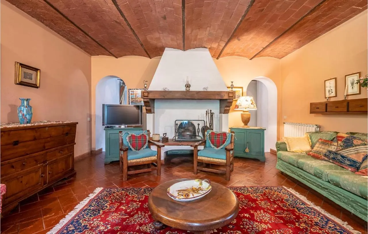 Cozy Apartment In Molino Del Piano With Kitchen
