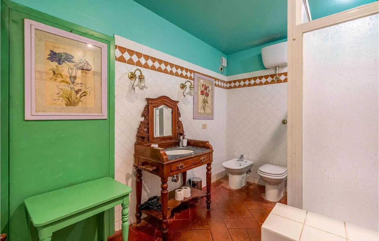 Cozy Apartment In Molino Del Piano With Kitchen Italy