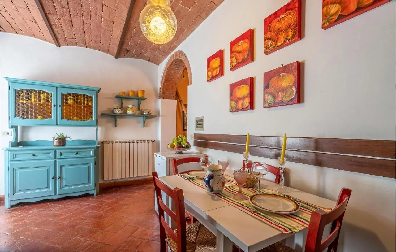 Cozy Apartment In Molino Del Piano With Kitchen Italy